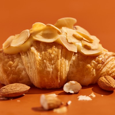 CROISSANT HẠNH NHÂN